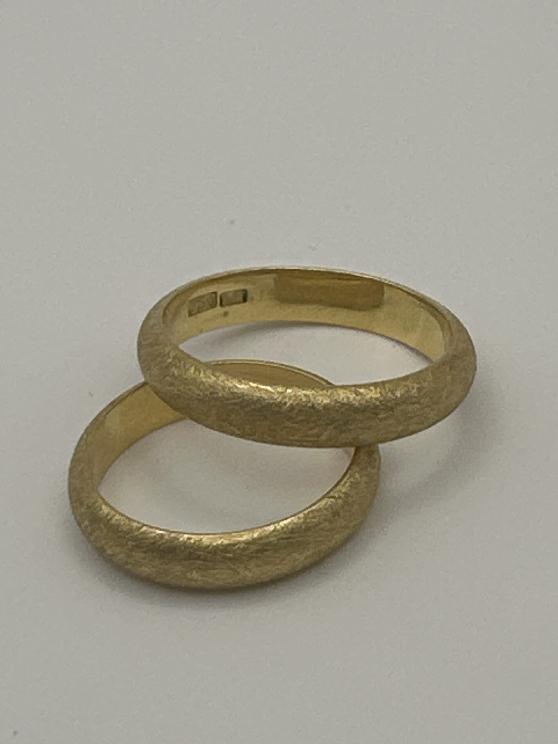 b4704fd9-1df9-435c-bc46-67df89734625-80208-00001785153a4f14_file